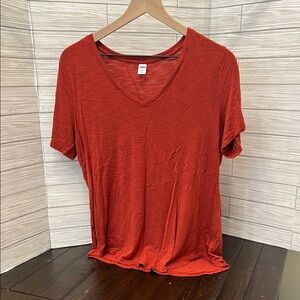 Women's Coral/Burnt Salmon V-Neck Top